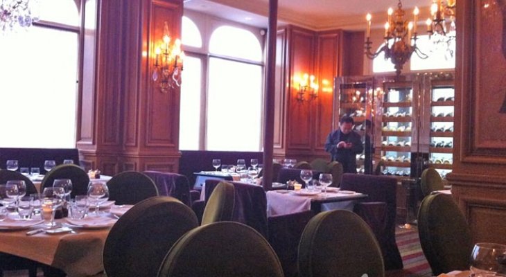 Ресторан Жерара Депардье - "La fontaine Gaillon"