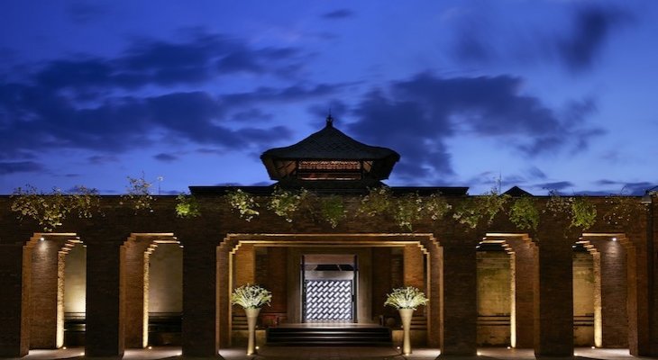 Отель Mandapa Ritz – вход в храм гармонии  